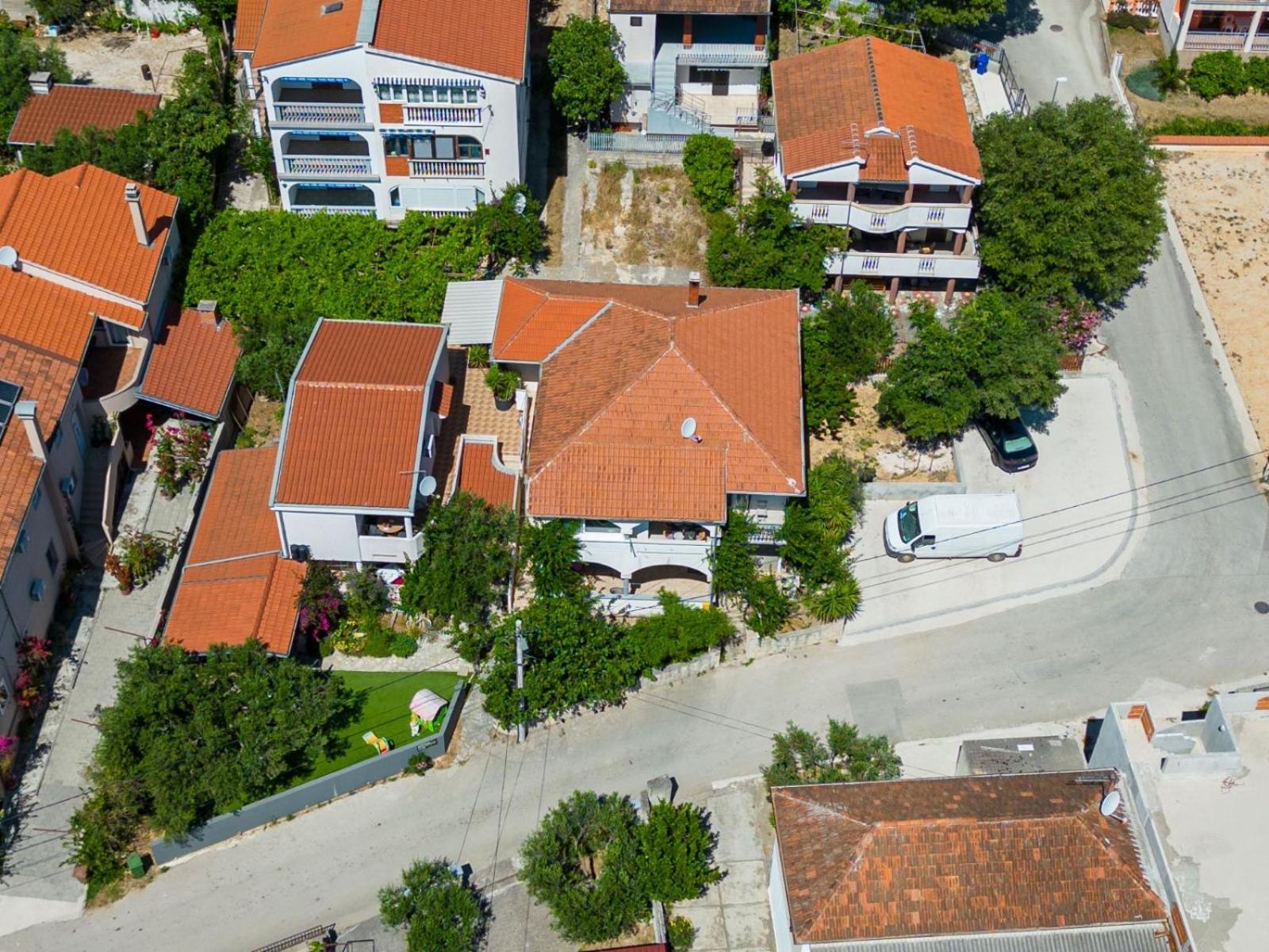 Apartments Petar Maksan Pakostane Bagian luar foto