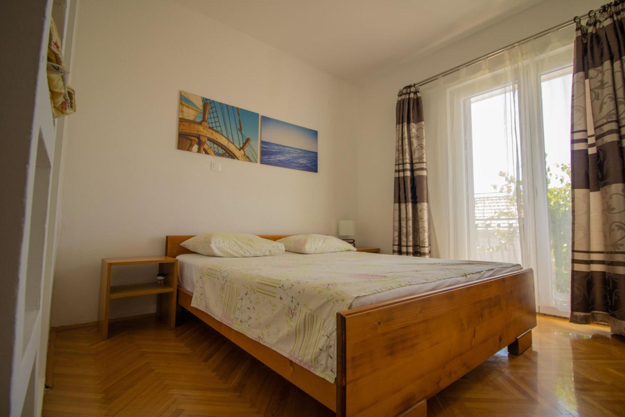 Apartments Petar Maksan Pakostane Bagian luar foto