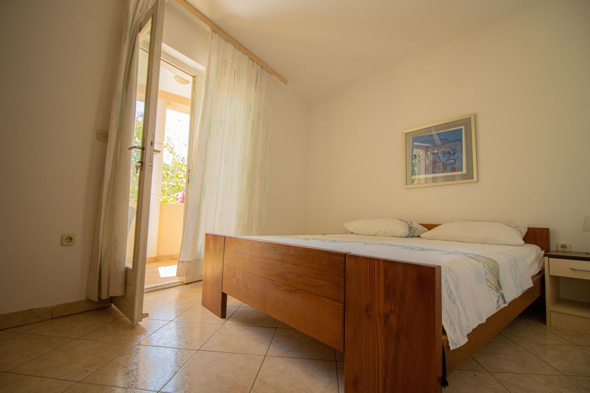 Apartments Petar Maksan Pakostane Bagian luar foto