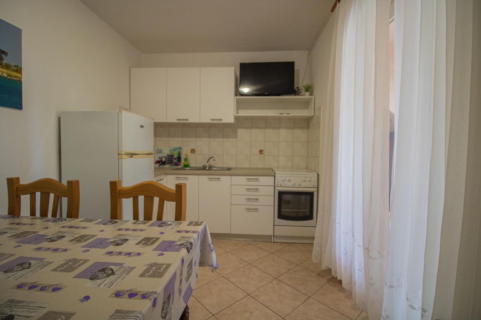 Apartments Petar Maksan Pakostane Bagian luar foto