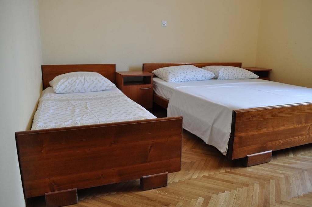 Apartments Petar Maksan Pakostane Ruang foto