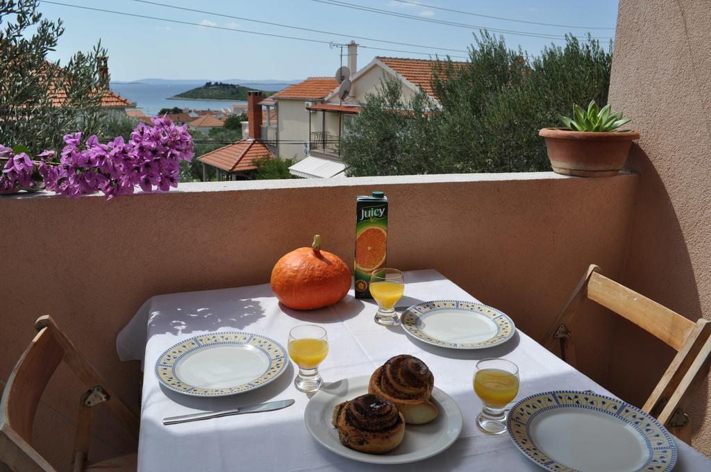 Apartments Petar Maksan Pakostane Ruang foto