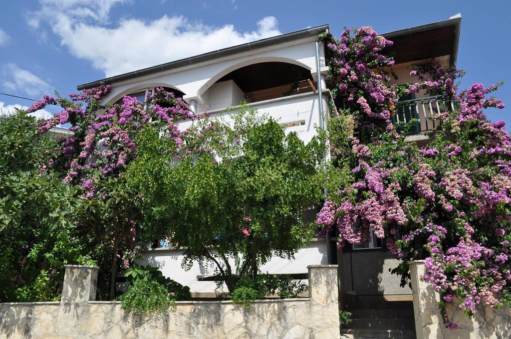 Apartments Petar Maksan Pakostane Ruang foto